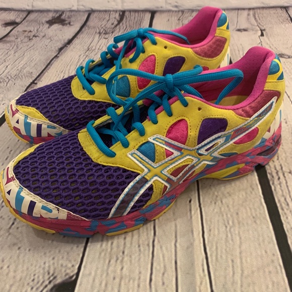 asics glow in the dark running shoes